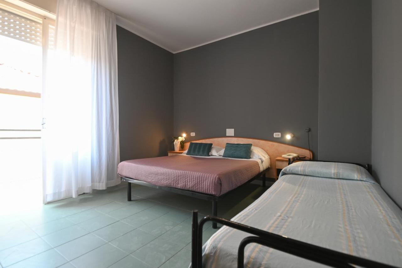 Hotel Montebello Riccione Ngoại thất bức ảnh