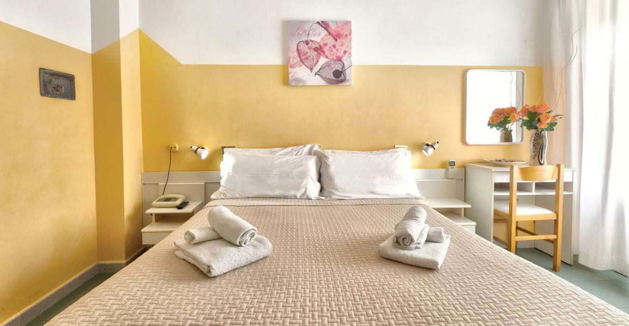 Hotel Montebello Riccione Ngoại thất bức ảnh